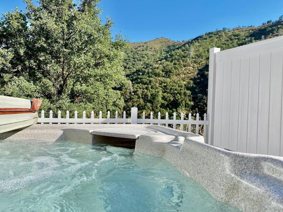 Eagle Nest River Views Hot Tub Games Sleeps 6 Ahwahnee Exterior foto